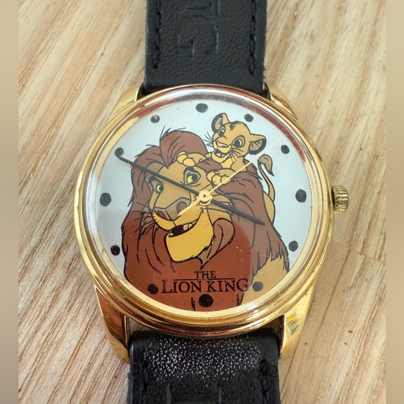 Vintage Timex Disney the Lion king watch NEW BATTERY - Picture 1 of 10